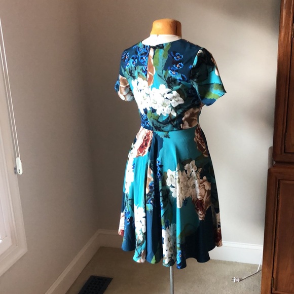Anthropologie Blue Floral Short Sleeve Dress - Picture 3 of 5